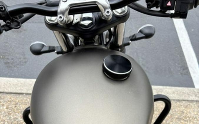 2022 Triumph Street Twin Matte Ironstone