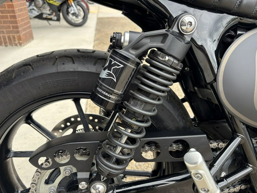 2022 Triumph Street Twin Matte Ironstone