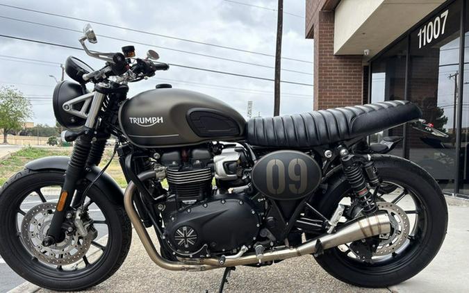 2022 Triumph Street Twin Matte Ironstone