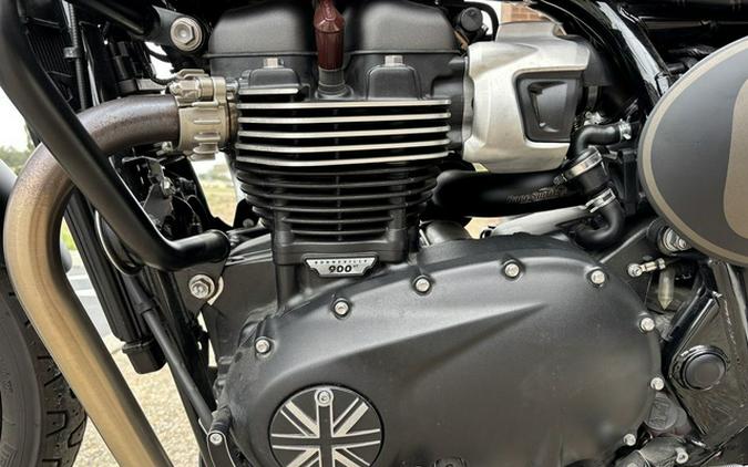 2022 Triumph Street Twin Matte Ironstone