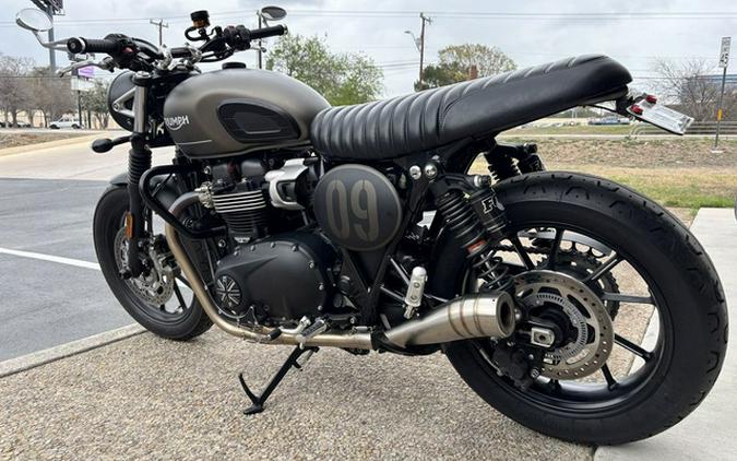 2022 Triumph Street Twin Matte Ironstone