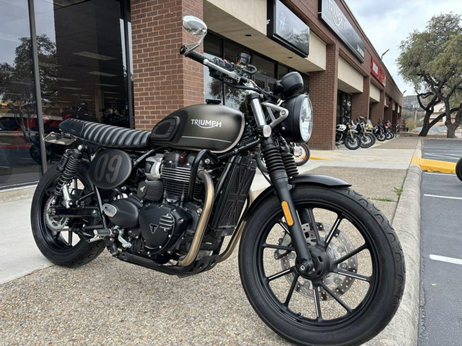 2022 Triumph Street Twin Matte Ironstone