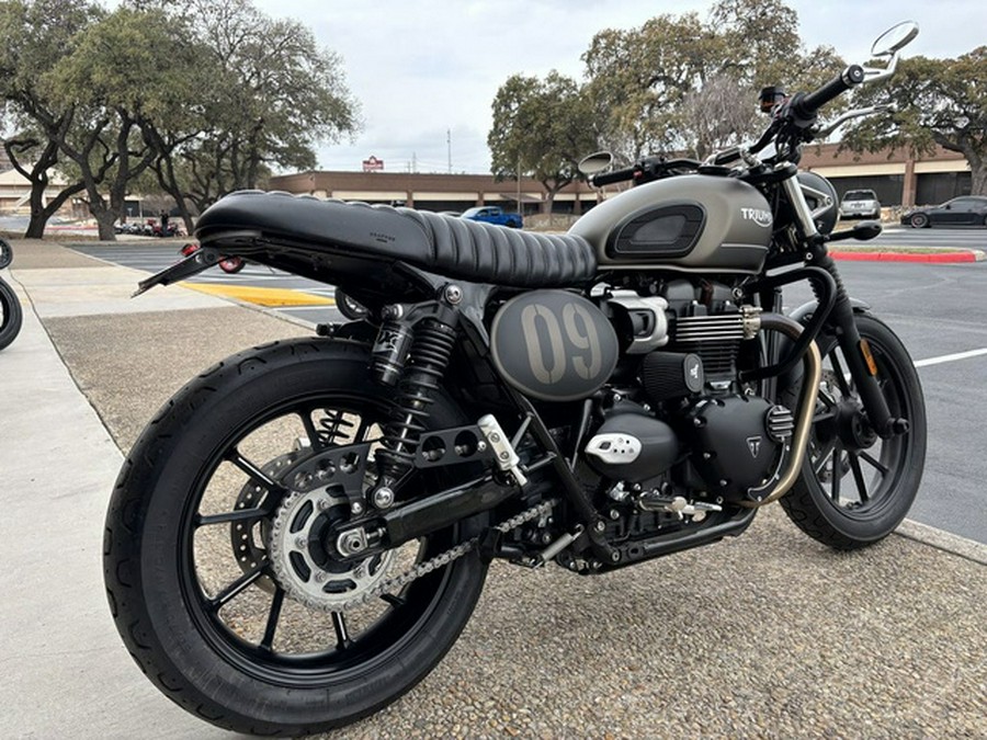 2022 Triumph Street Twin Matte Ironstone