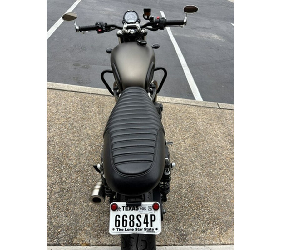 2022 Triumph Street Twin Matte Ironstone