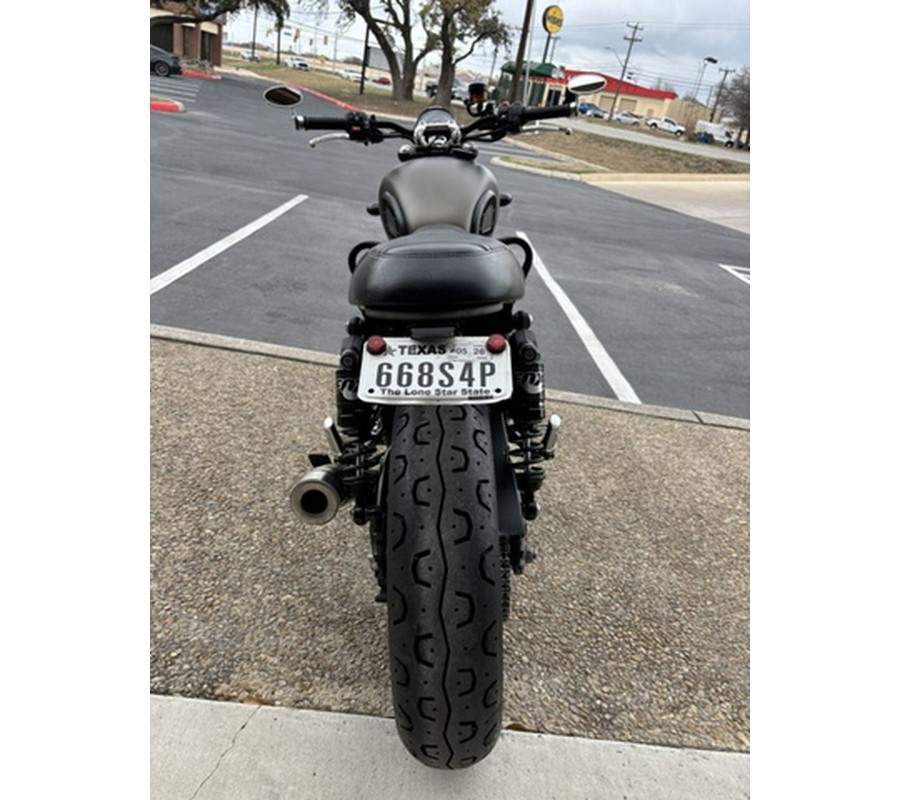 2022 Triumph Street Twin Matte Ironstone