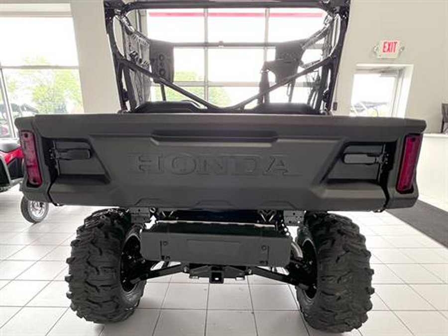 2024 Honda Pioneer 1000 Deluxe