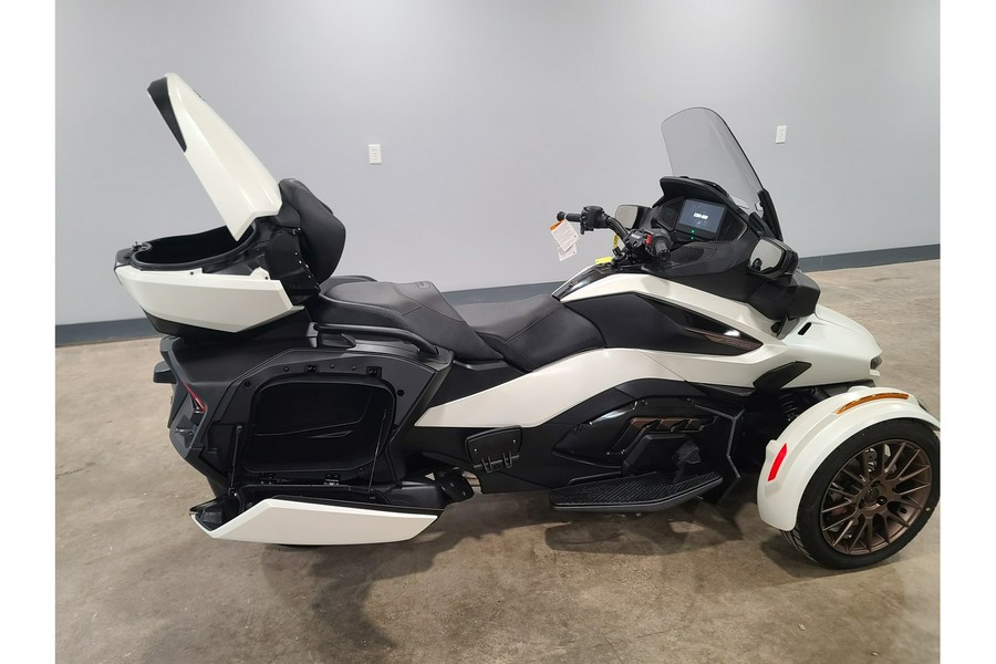 2025 Can-Am Spyder RT Sea-To-Sky
