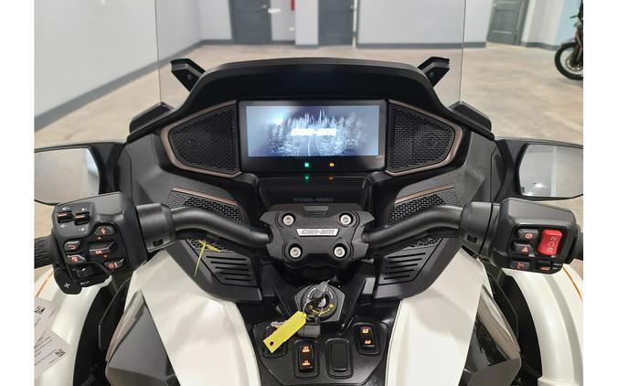 2025 Can-Am Spyder RT Sea-To-Sky