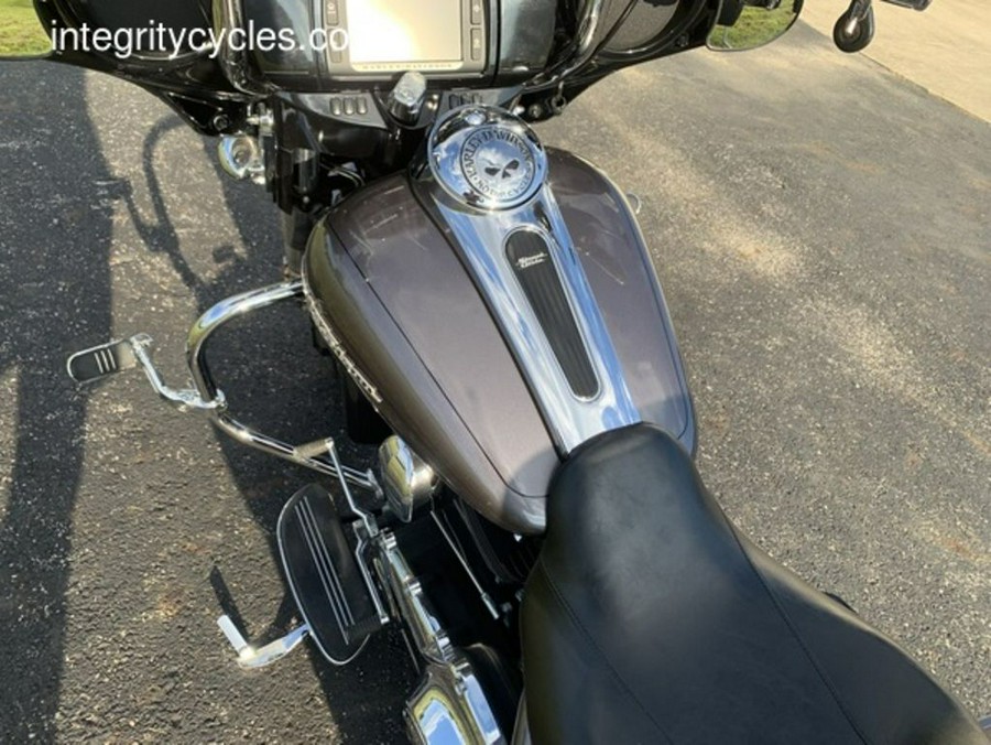 2014 Harley-Davidson® FLHXS - Street Glide® Special