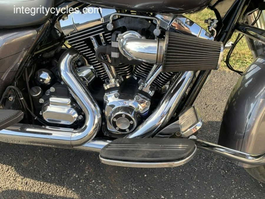 2014 Harley-Davidson® FLHXS - Street Glide® Special