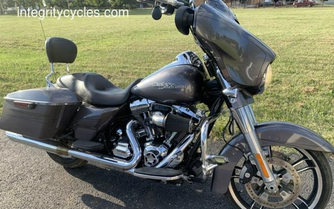 2014 Harley-Davidson® FLHXS - Street Glide® Special