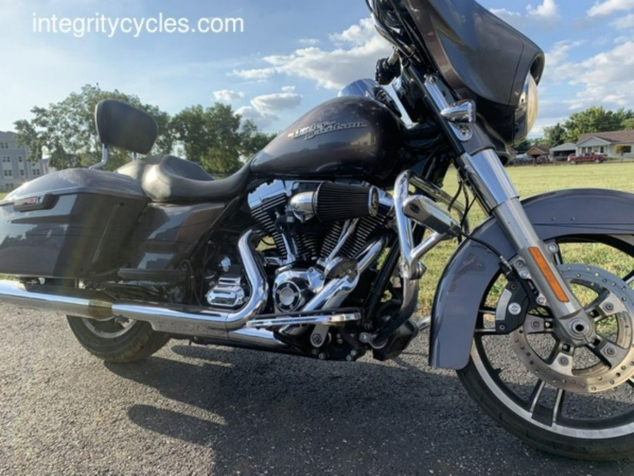 2014 Harley-Davidson® FLHXS - Street Glide® Special