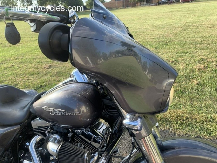 2014 Harley-Davidson® FLHXS - Street Glide® Special