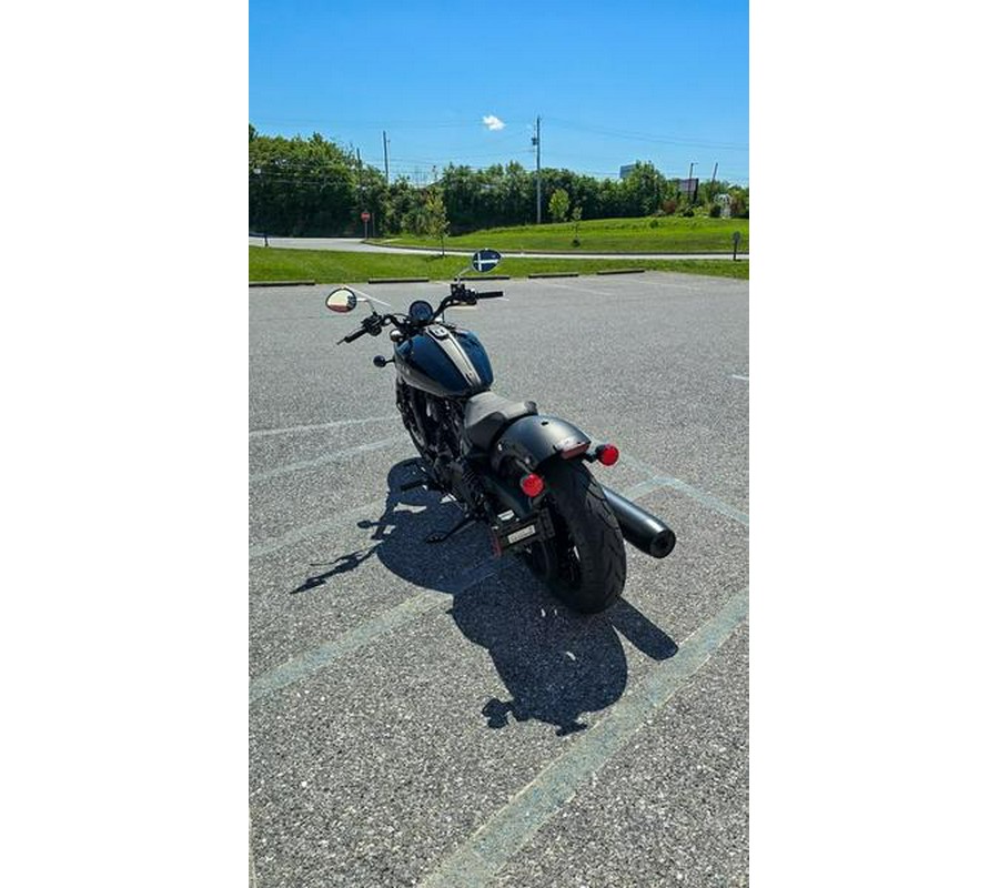 2026 Indian Motorcycle® Scout® Sixty Bobber Black Metallic