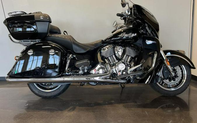 2023 Indian Motorcycle® Roadmaster® Black Metallic