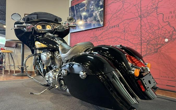 2014 Indian Motorcycle® Chieftain™ Thunder Black