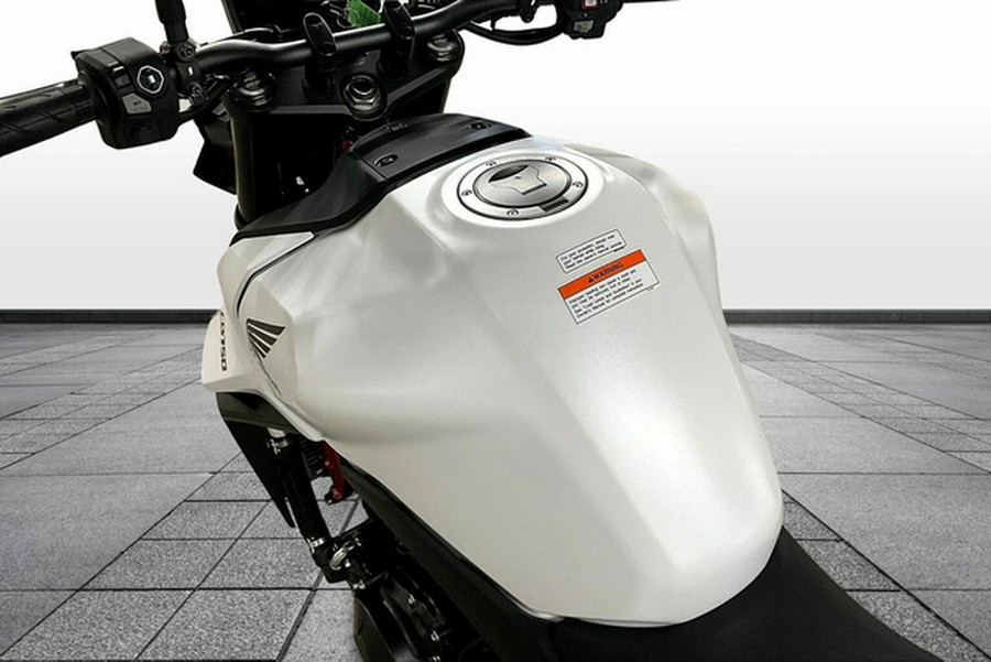 2025 Honda CB750 Hornet