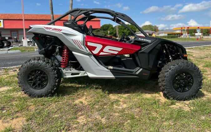 2024 Can-Am Maverick X3 DS Turbo Fiery Red & Hyper Silver