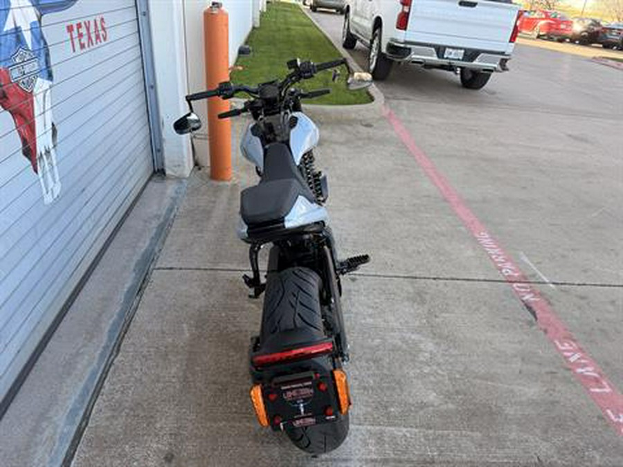 2025 LiveWire S2 Alpinista™