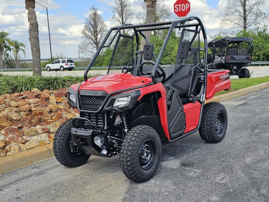 2026 Honda Pioneer 520