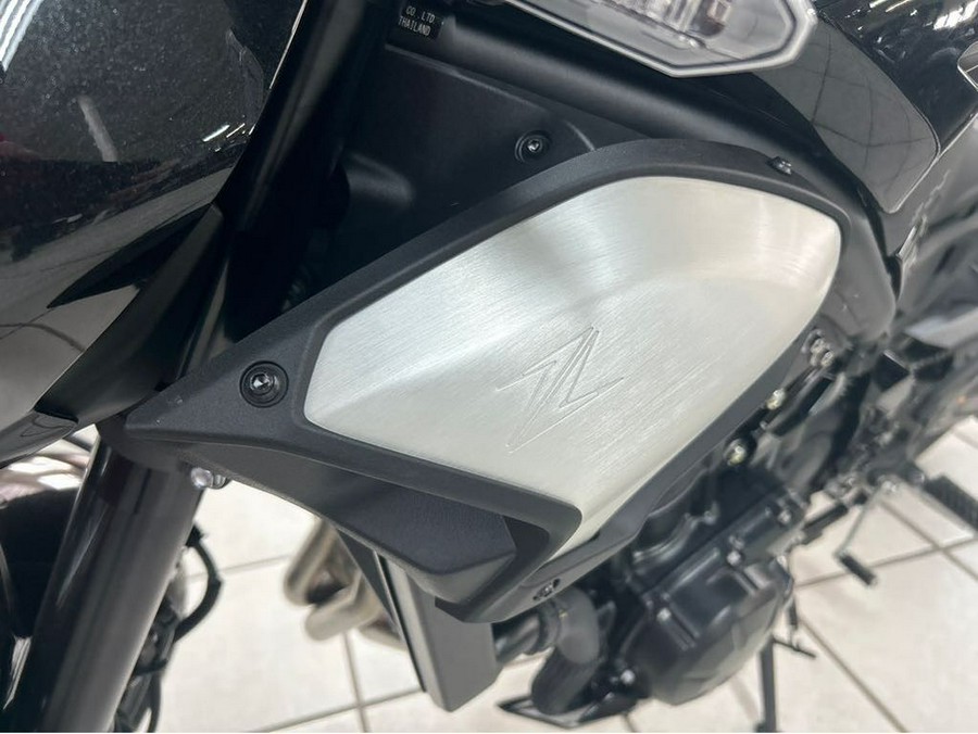 2025 Kawasaki METALLIC SPARK BLACK GRAY/EBONY Z900 ABS