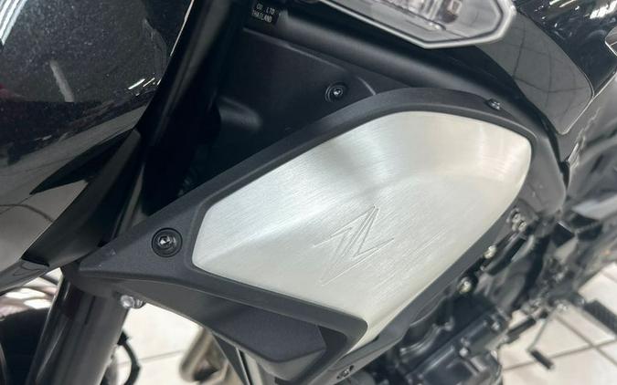 2025 Kawasaki METALLIC SPARK BLACK GRAY/EBONY Z900 ABS