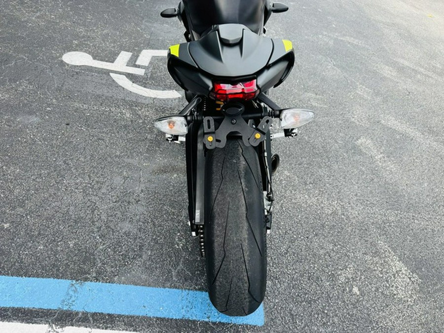 2022 Triumph Speed Triple S Jet Black