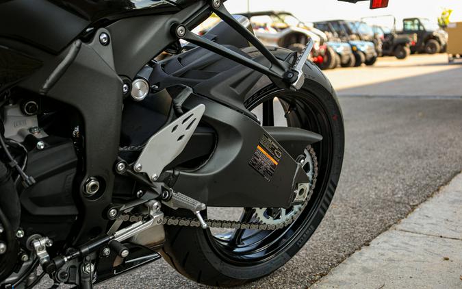 2027 KAWASAKI NINJA ZX-6R ABS