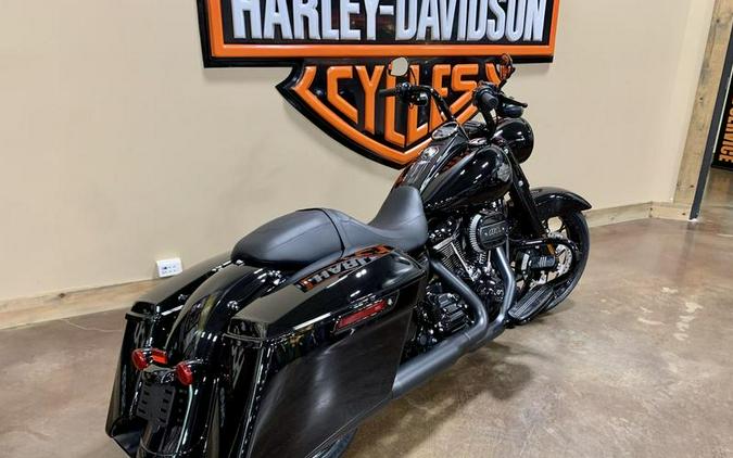 2024 Harley-Davidson® FLHRXS - Road King® Special