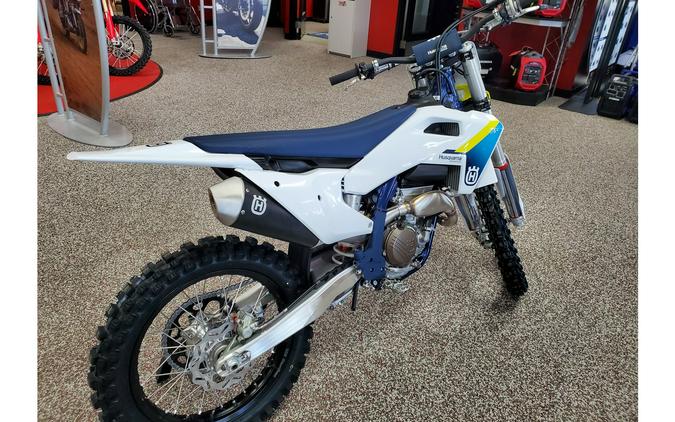 2025 Husqvarna Motorcycles FC 250