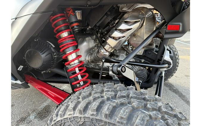 2026 Can-Am MAVERICK R X RS