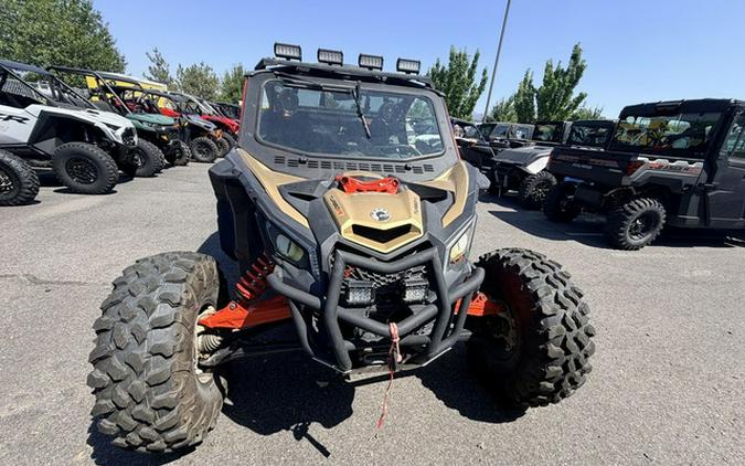 2017 Can-Am Maverick X3 X RS Turbo R Gold & Can-Am Red