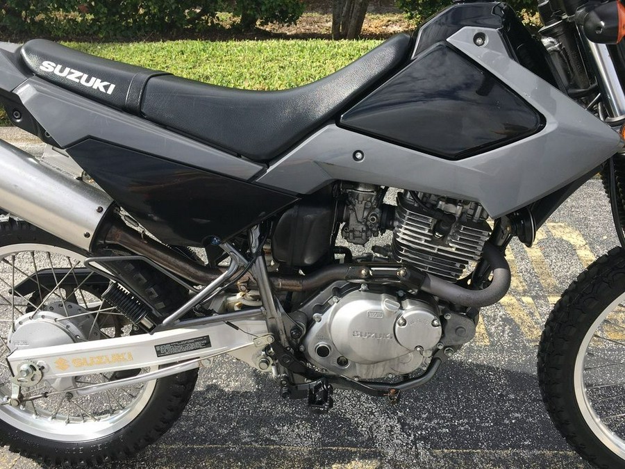 2016 Suzuki DR 200S