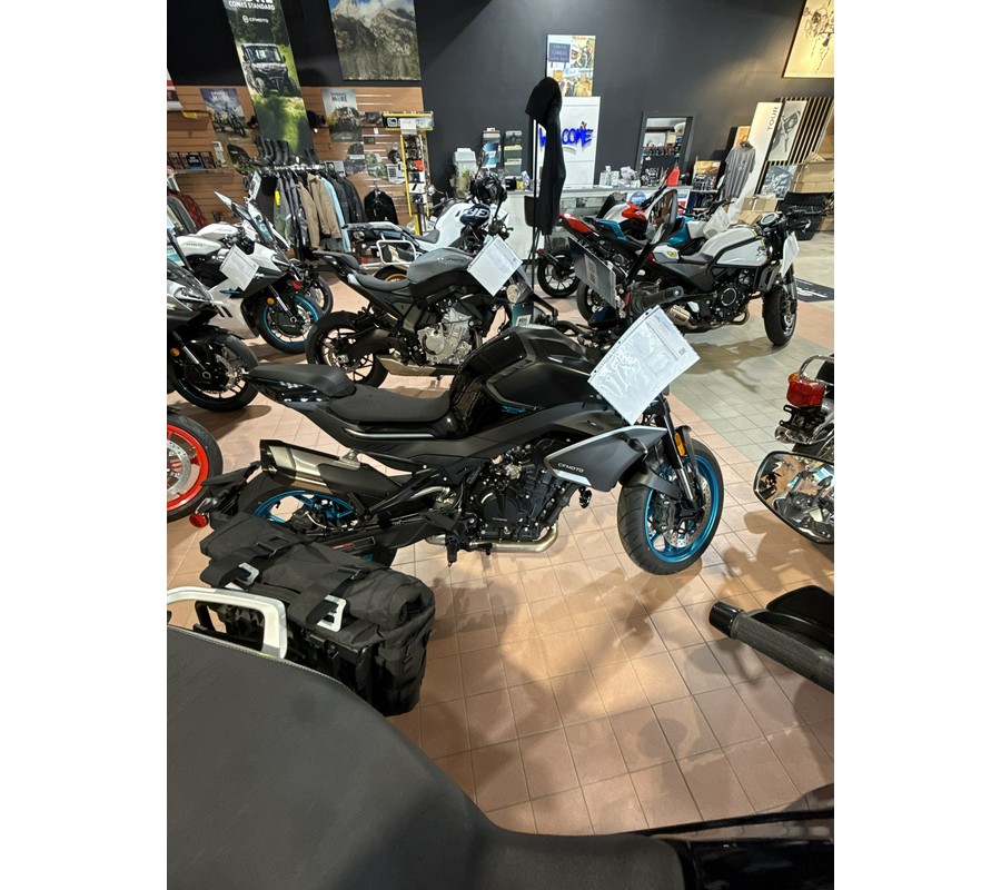2026 CFMOTO 800NK