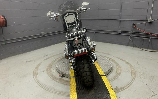 2009 Harley-Davidson® FXDFSE - CVO™ Fat Bob®