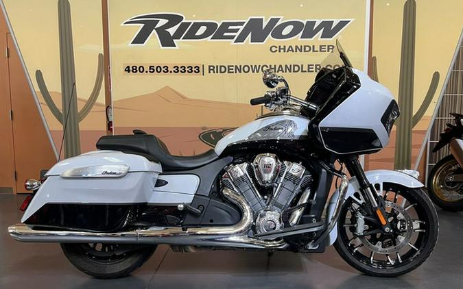 2025 Indian Challenger Limited 112 Ghost White Metallic with Black Metallic