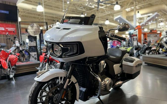2025 Indian Challenger Limited 112 Ghost White Metallic with Black Metallic