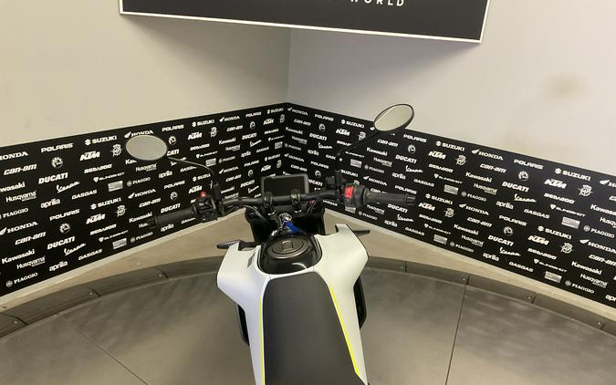 2024 HUSQVARNA VITPILEN 401 - 040242Q