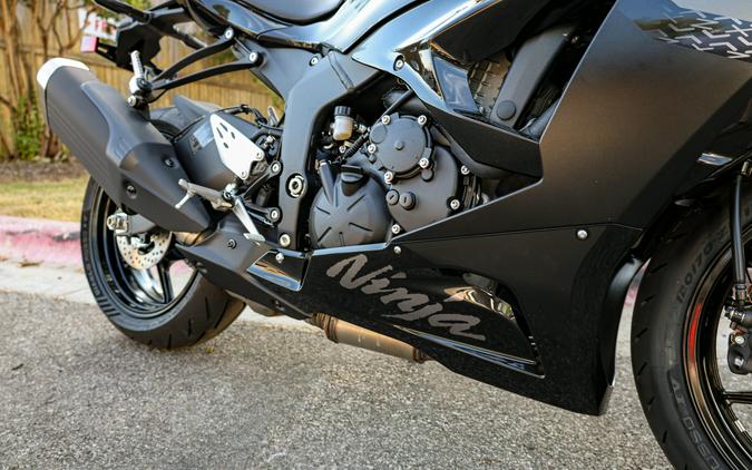 2027 KAWASAKI NINJA ZX-6R ABS