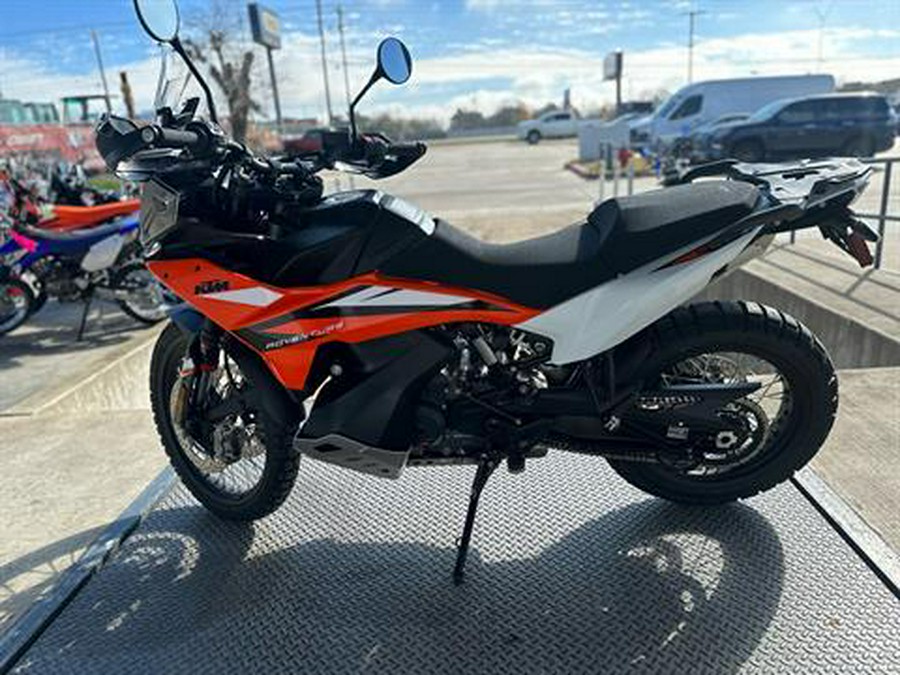 2023 KTM 890 Adventure