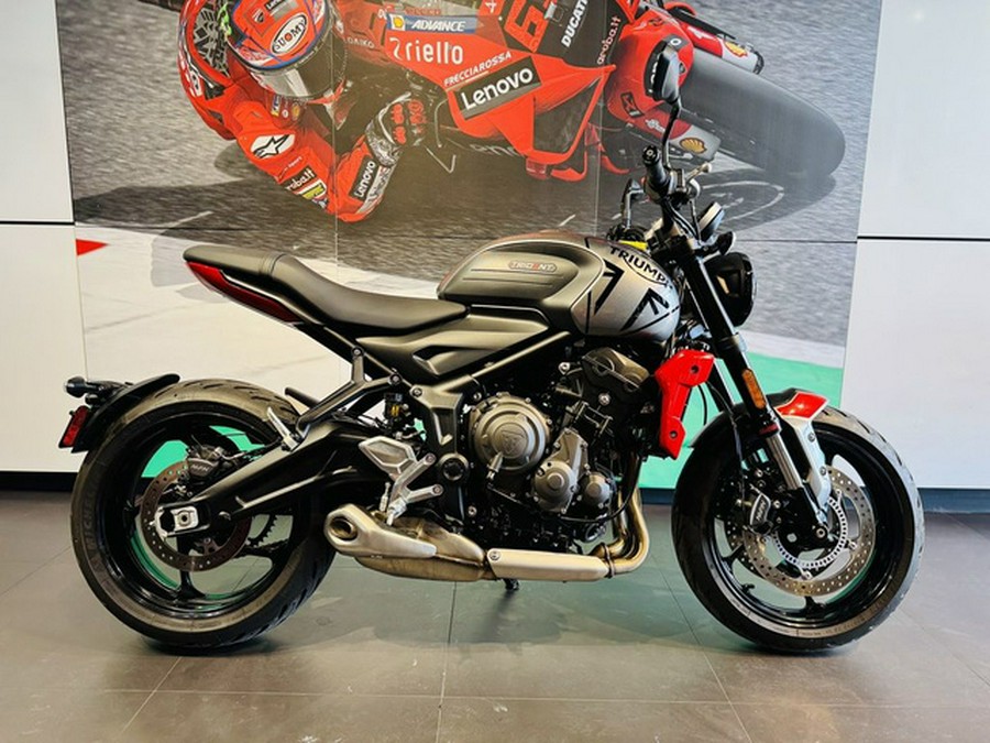 2022 Triumph Trident 660 Silver Ice Diablo Red
