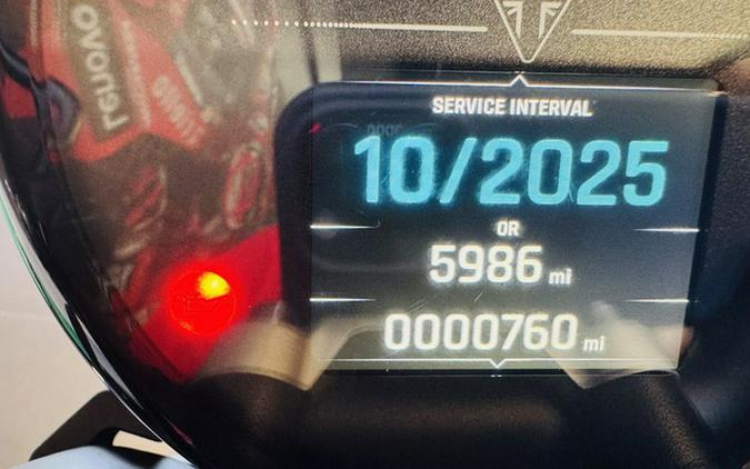 2022 Triumph Trident 660 Silver Ice Diablo Red