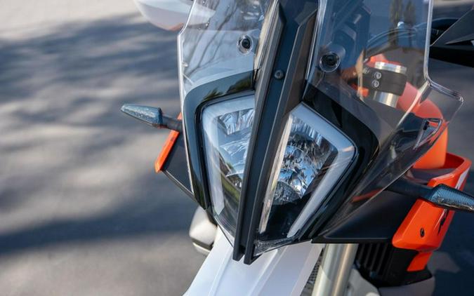 2024 KTM Adventure 890 R Rally