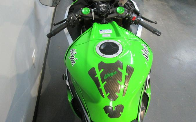 2015 Kawasaki Ninja® ZX™-10R
