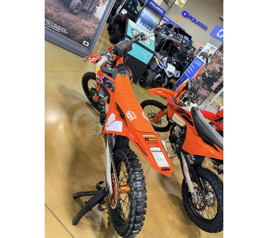 2026 KTM 450 SX-F Factory Edition 450 F