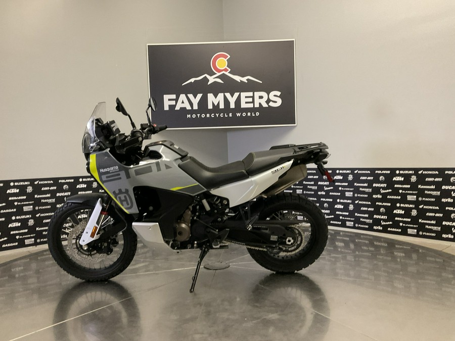 2025 HUSQVARNA NORDEN 901 - 040247Q