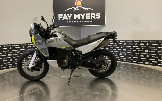 2025 HUSQVARNA NORDEN 901 - 040247Q