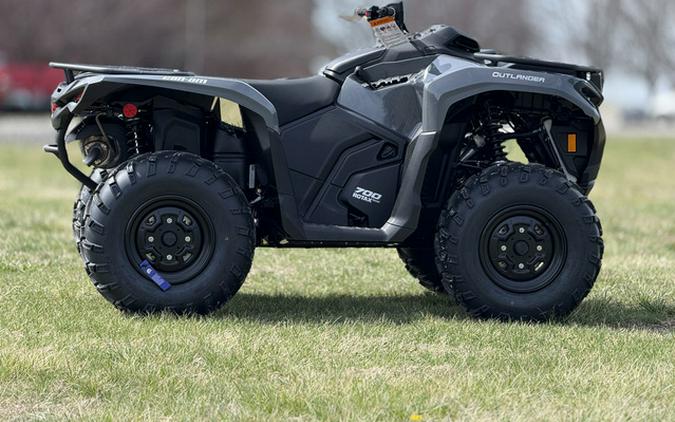 2026 Can-Am Outlander DPS 700