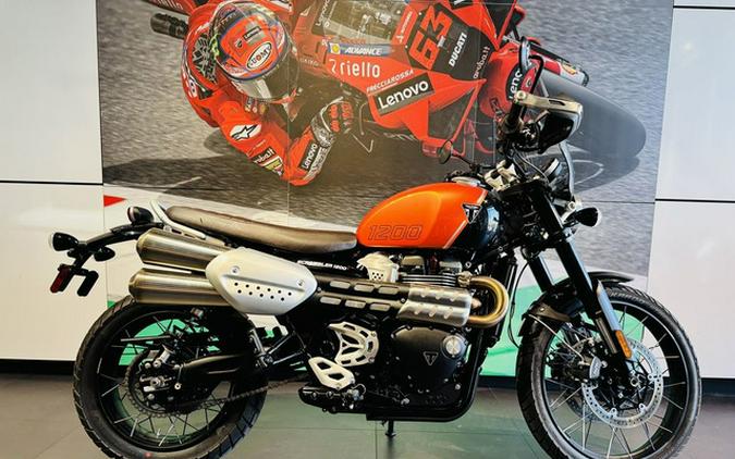 2024 Triumph Scrambler 1200 XE Baja Orange / Phantom Black XE Baja Orange Phantom Black