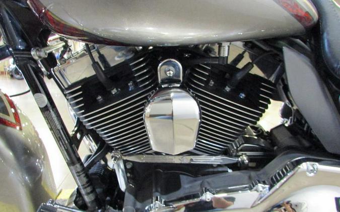 2016 Harley-Davidson® FLHXS - Street Glide® Special